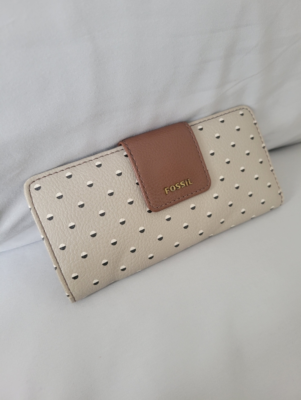 Fossil Cream Perforated Leather Wallet with Brown Snap Tab